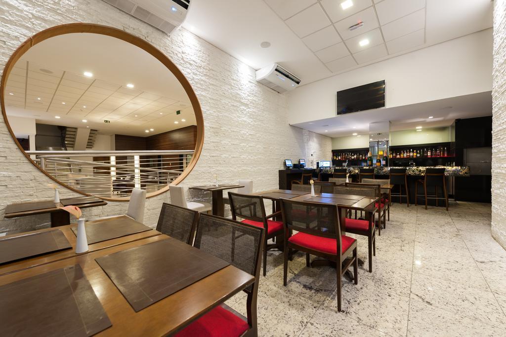 Best Western Premier Maceio Ngoại thất bức ảnh The interior of a restaurant in Japan